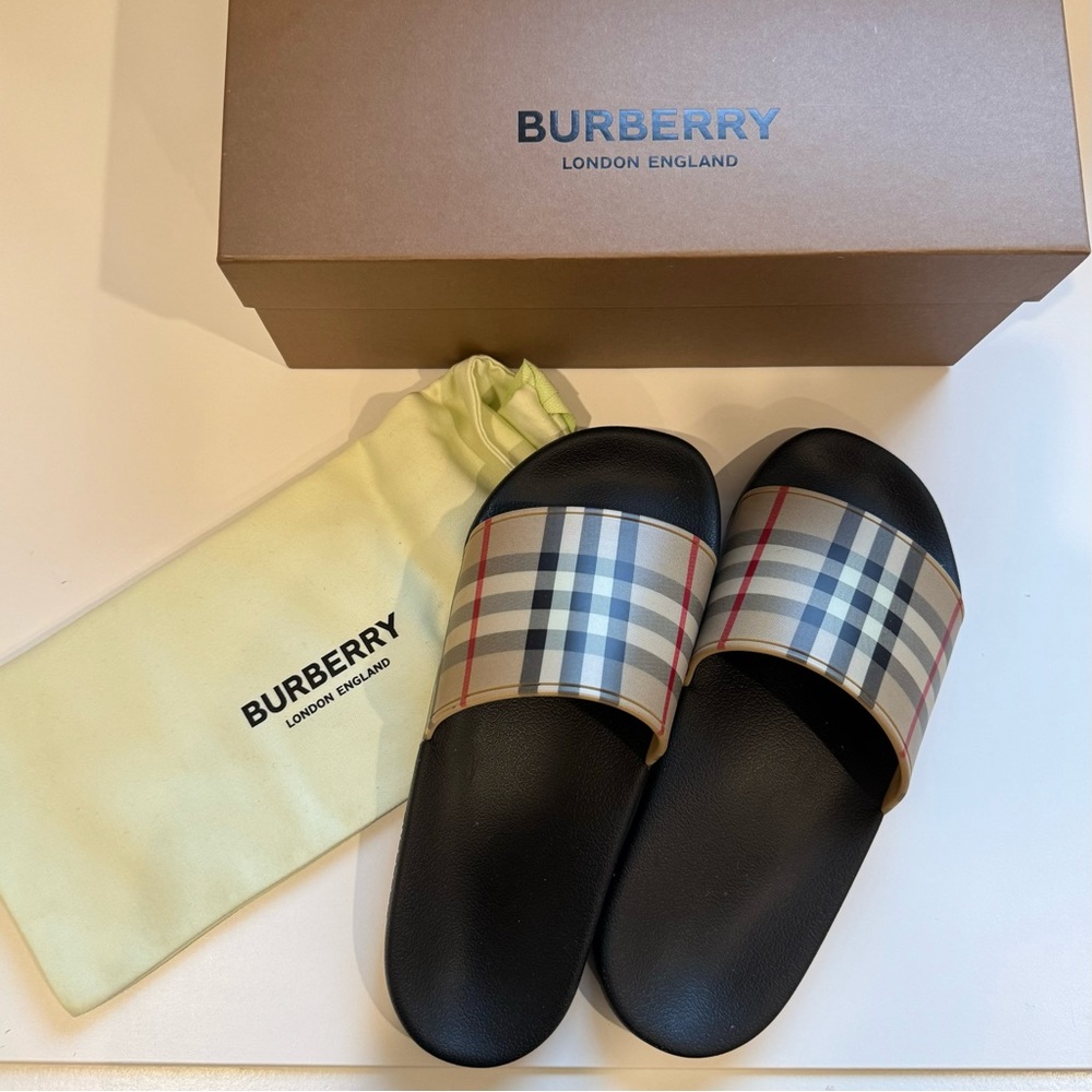 Burberry Slides Women Size 9 (brand new)